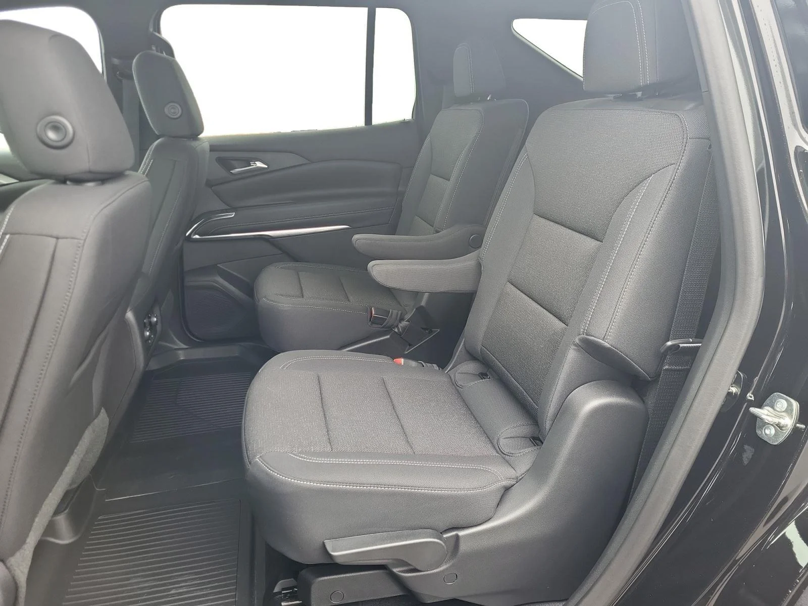 2026 Chevrolet Traverse LT - Photo 19