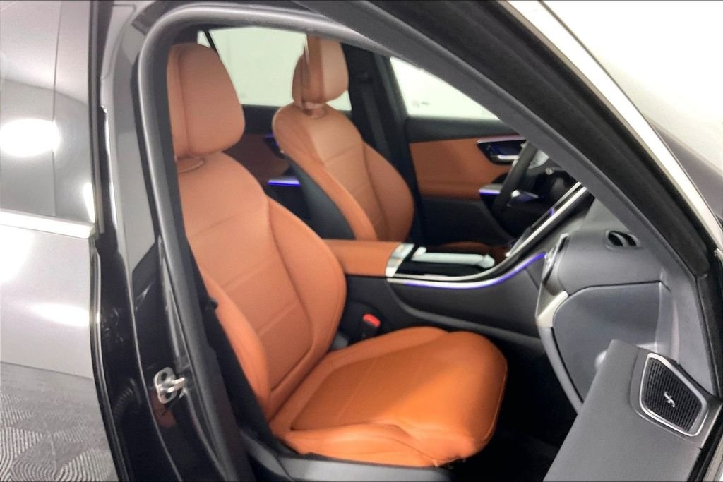 Used 2026 Brown Mercedes-Benz GLC 300 image 7