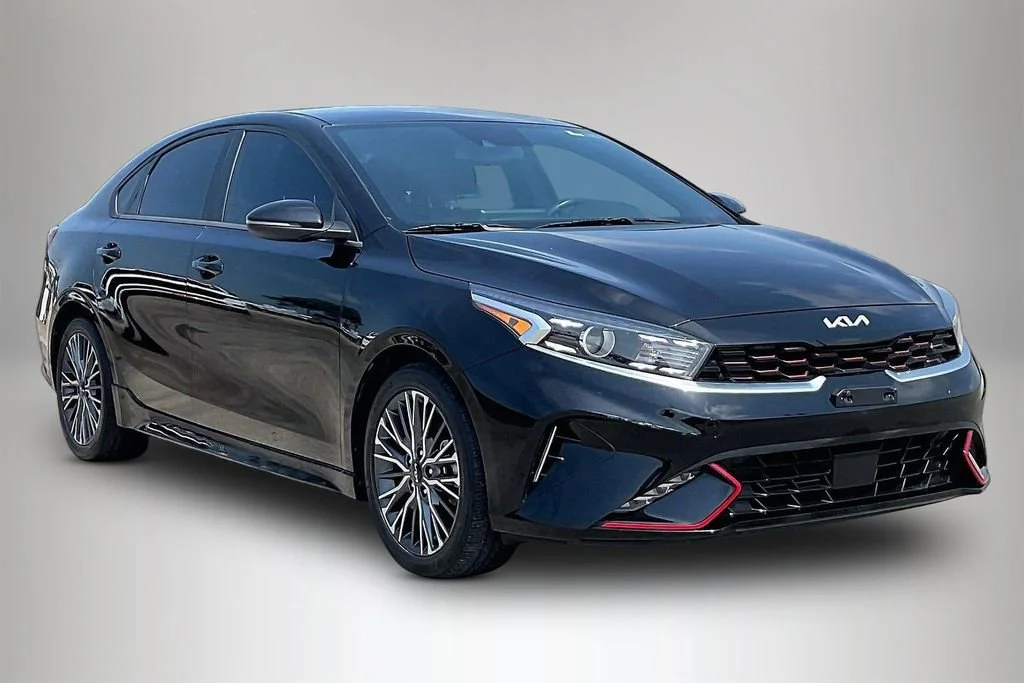 2022 Kia Forte GT-Line AT's photo