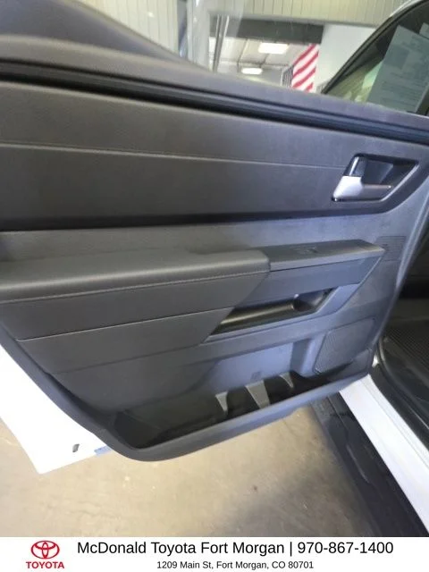 2026 Toyota Tundra SR5 - Photo 8