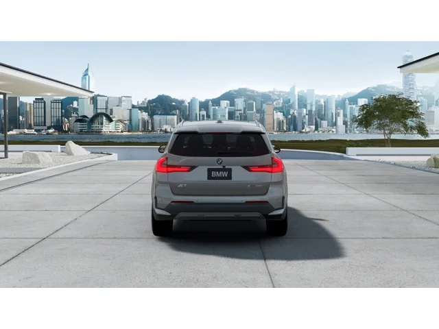 New 2026 Space Silver Metallic BMW  image 5