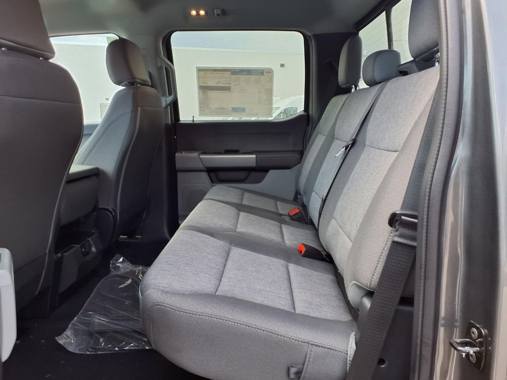 New 2026 Carbonized Gray Metallic Ford F-350® XL image 18