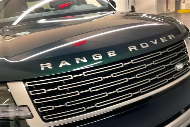 Certified Used 2025 Green Land Rover SE image 33