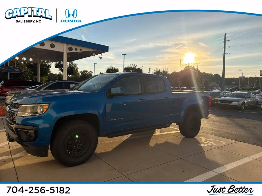 Used 2021 Blue Chevrolet LT image 1
