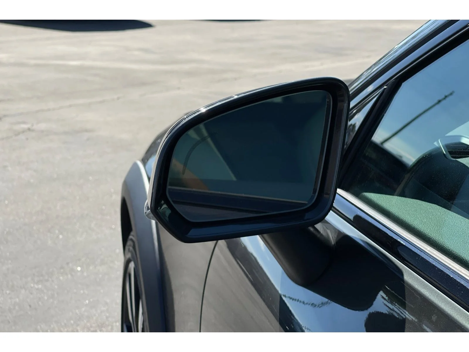 Used 2022 Pine Grey Metallic Volvo T5 image 52