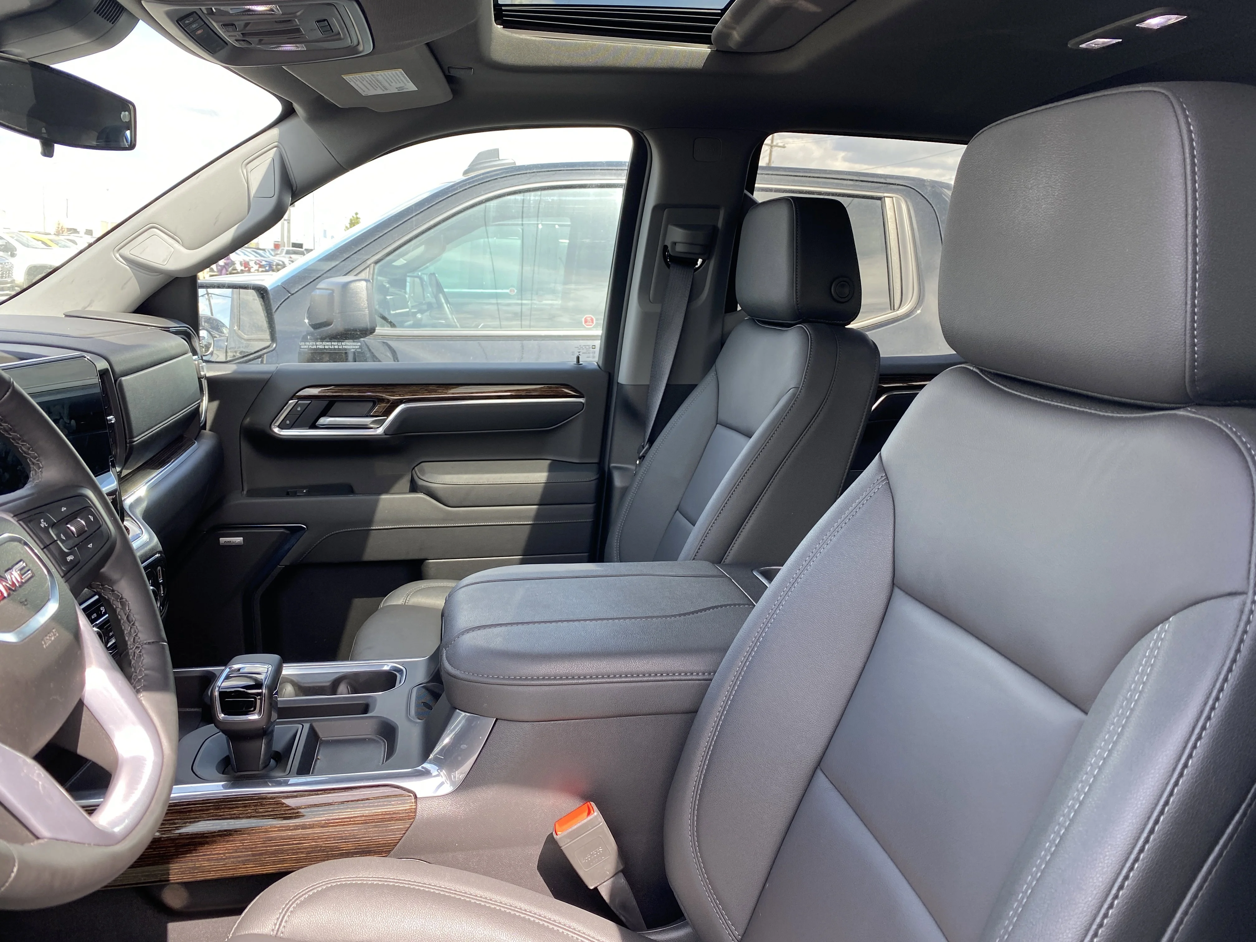 Certified Used 2026 Black GMC Crew Cab Elevation image 2
