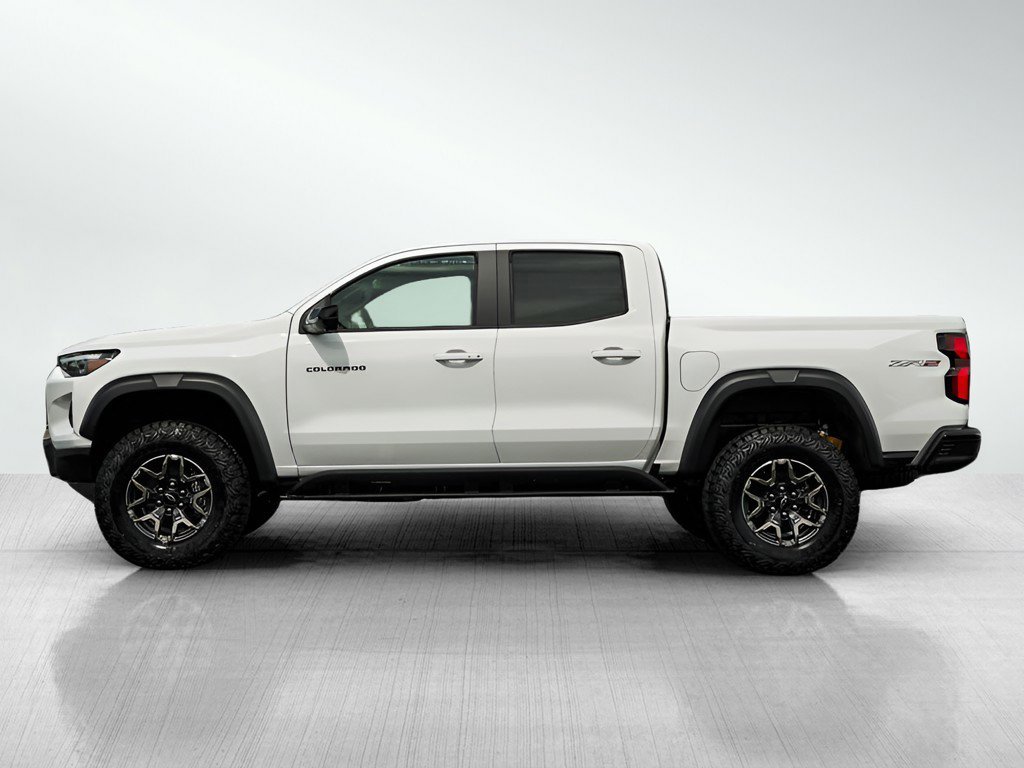 2026 Chevrolet Colorado ZR2 - Photo 3