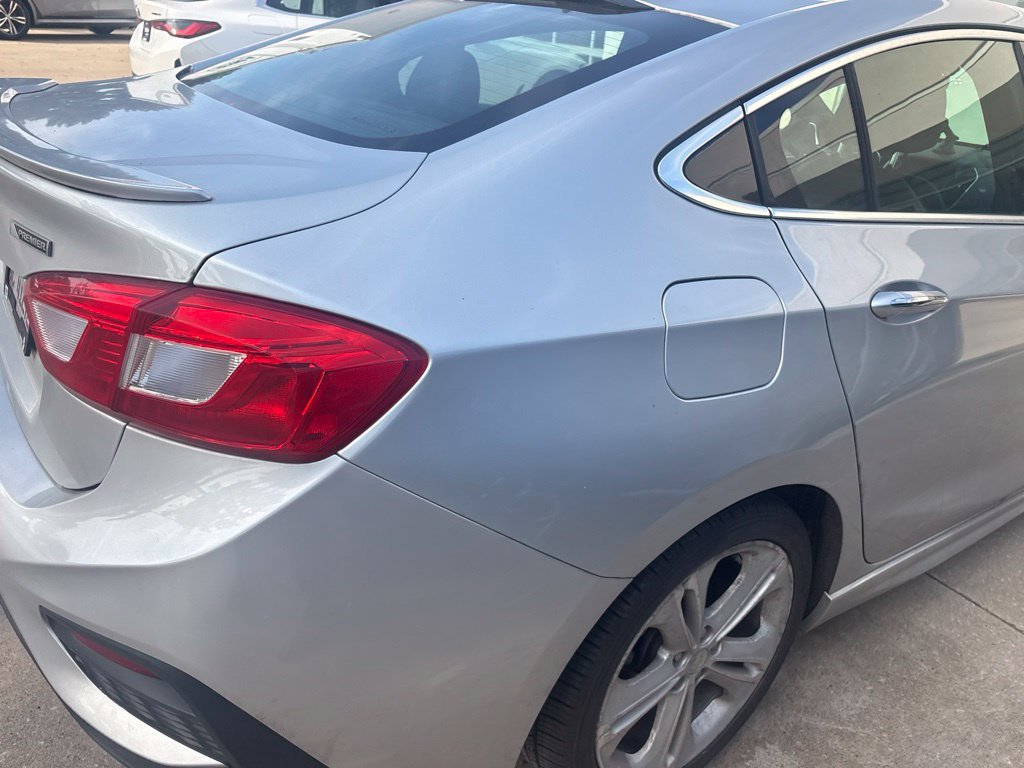 Used 2016 Silver Ice Metallic Chevrolet Premier image 15