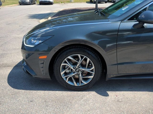 Used 2022 Portofino Gray Hyundai  image 10