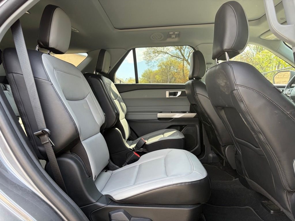 Used 2021 Gray Ford XLT image 18