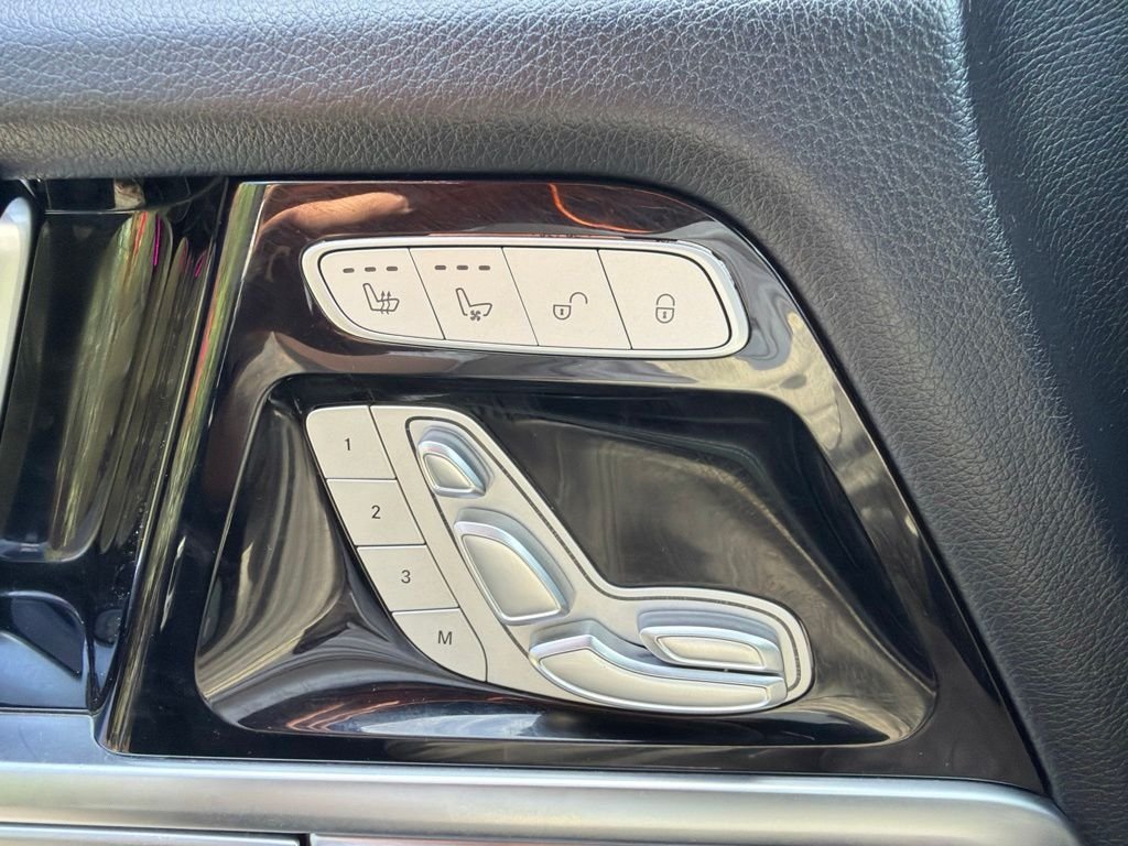 Used 2019 Black Mercedes-Benz G 550 image 15