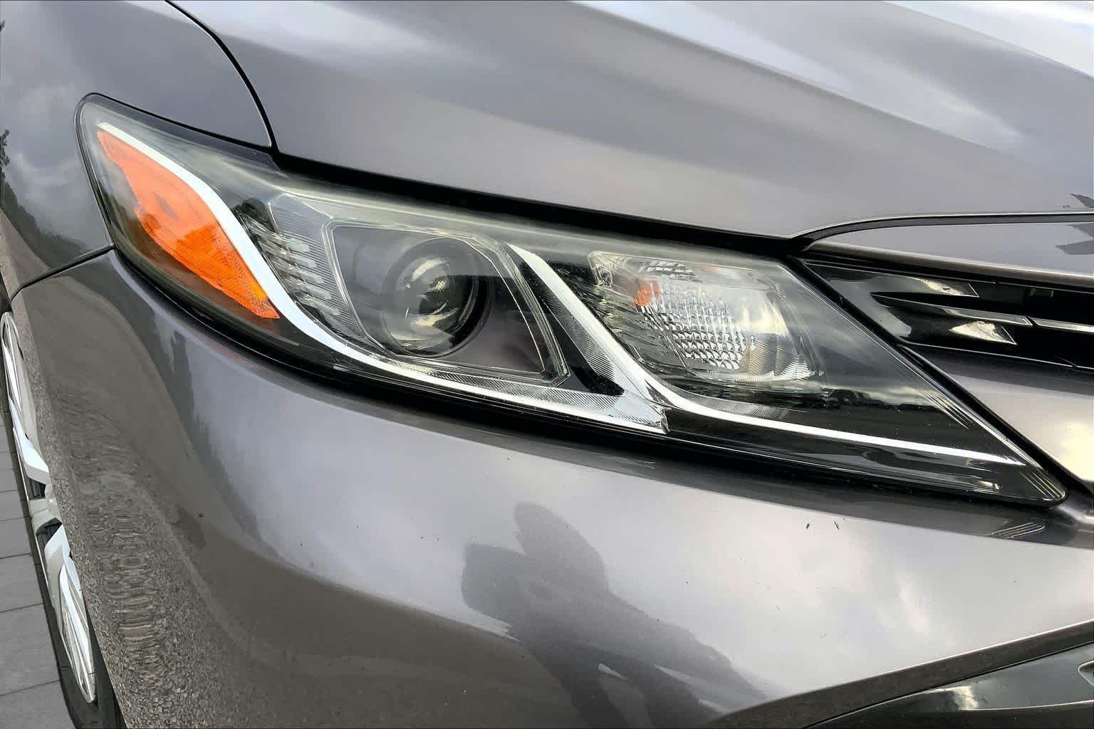 Used 2020 Predawn Gray Mica Toyota L image 27