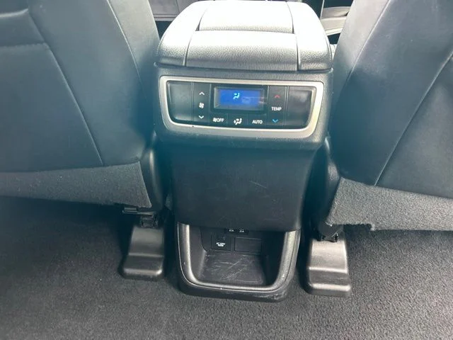 Used 2019 Blue Toyota XLE image 33