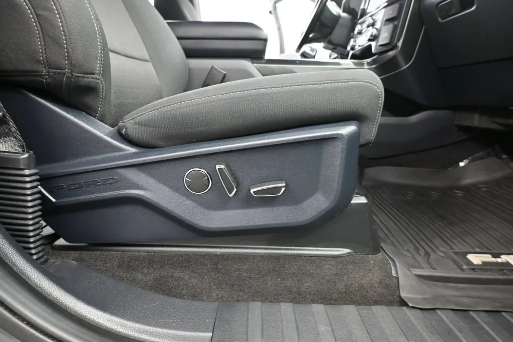 Used 2021 Gray Ford XLT image 39