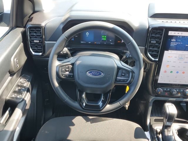 Used 2024 Oxford White Ford XLT image 31