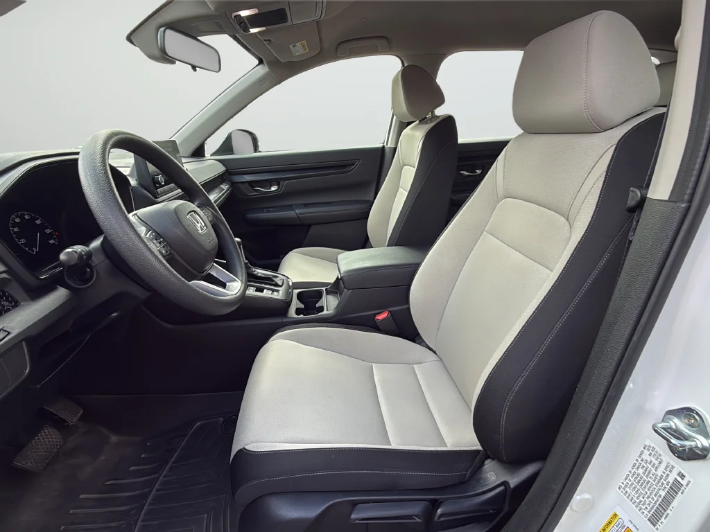 Used 2023  Honda LX image 10