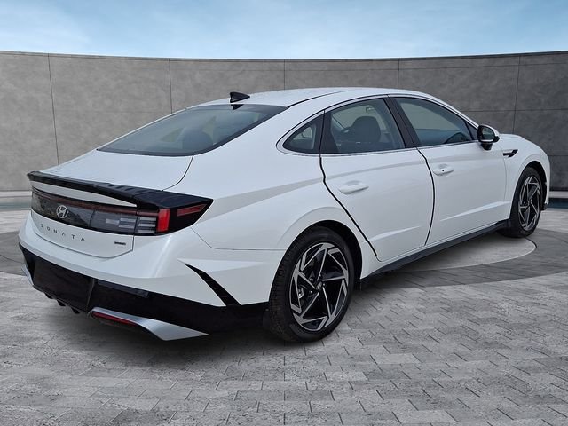 New 2026 White Hyundai SEL Sport image 7