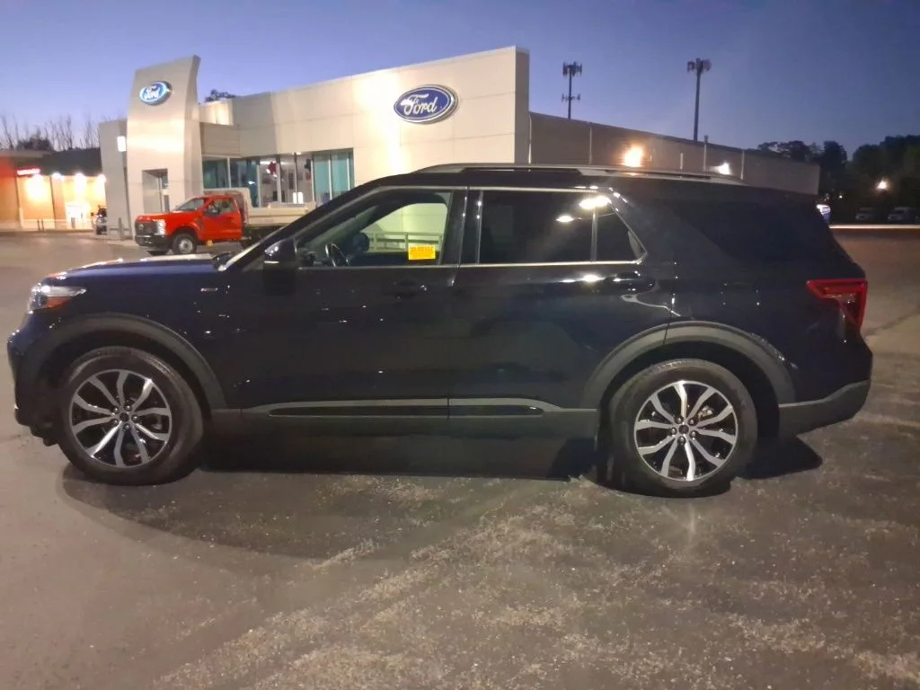 Used 2023 Black Ford ST-Line image 2