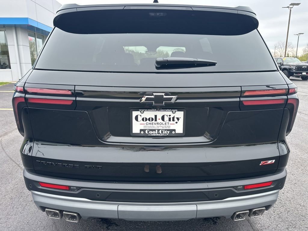 2026 Chevrolet Traverse Z71 - Photo 8