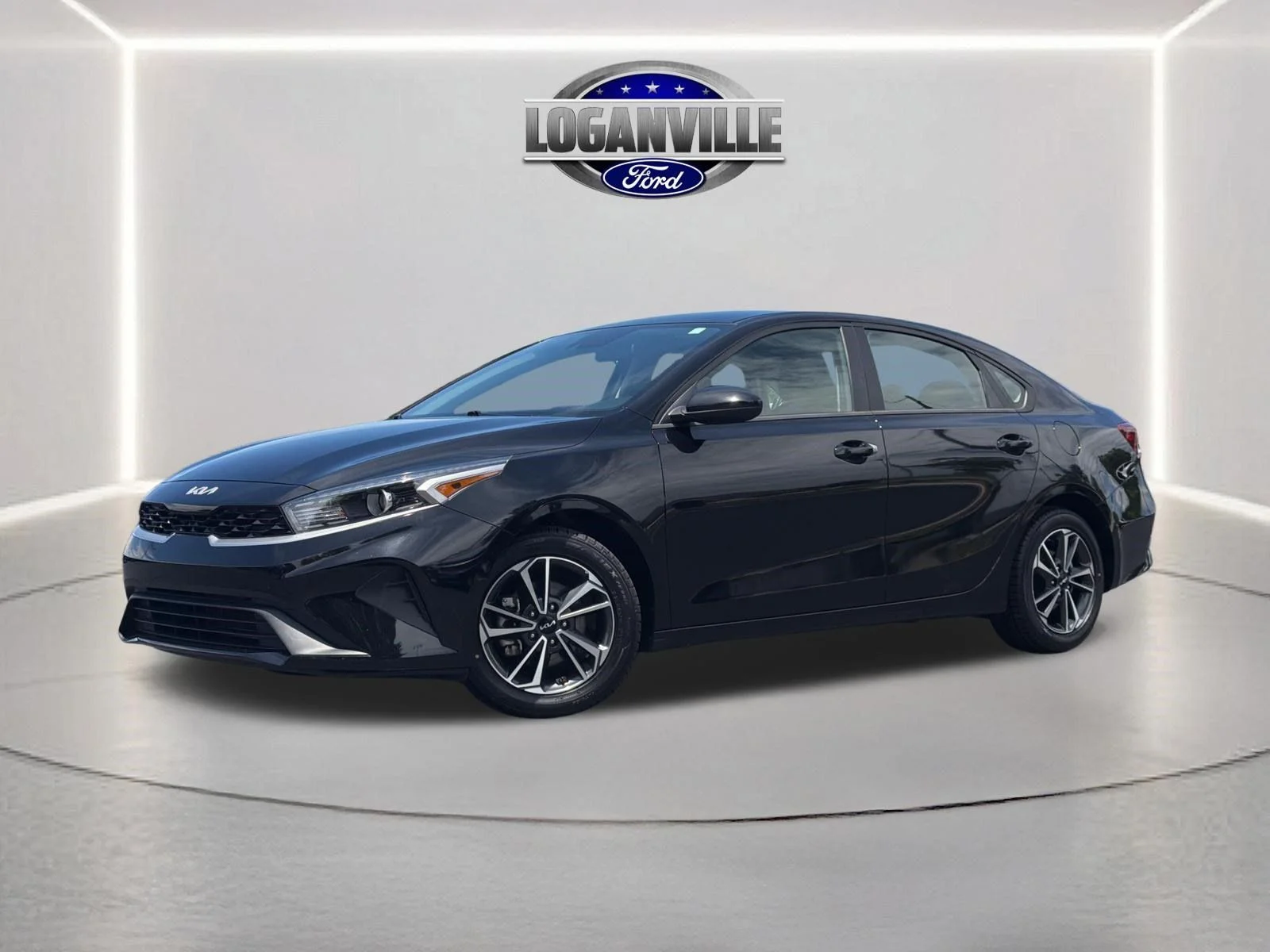 Certified Used 2024 Aurora Black Pearl Kia LXS image 1