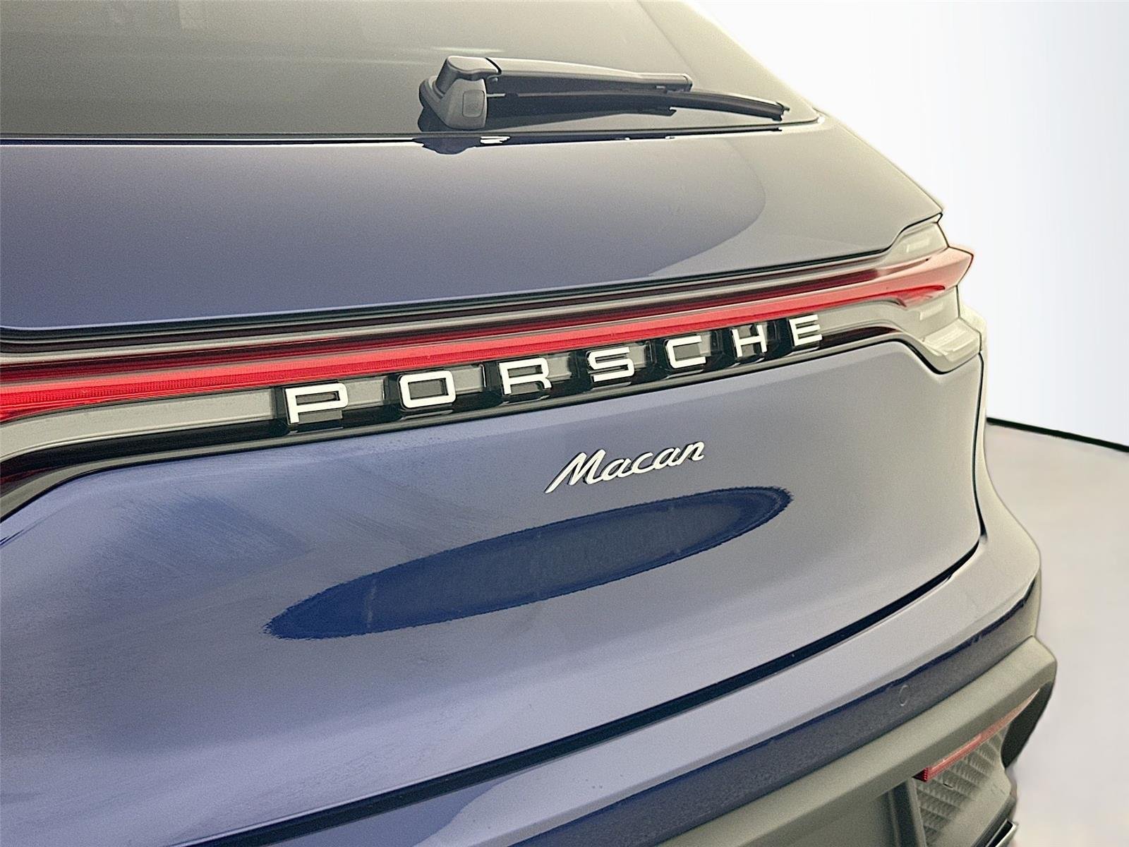 Used 2026 Gentian Blue Metallic Porsche  image 17