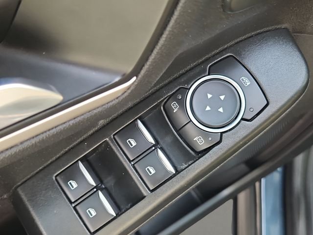 Used 2022 Blue Metallic Ford SEL image 22