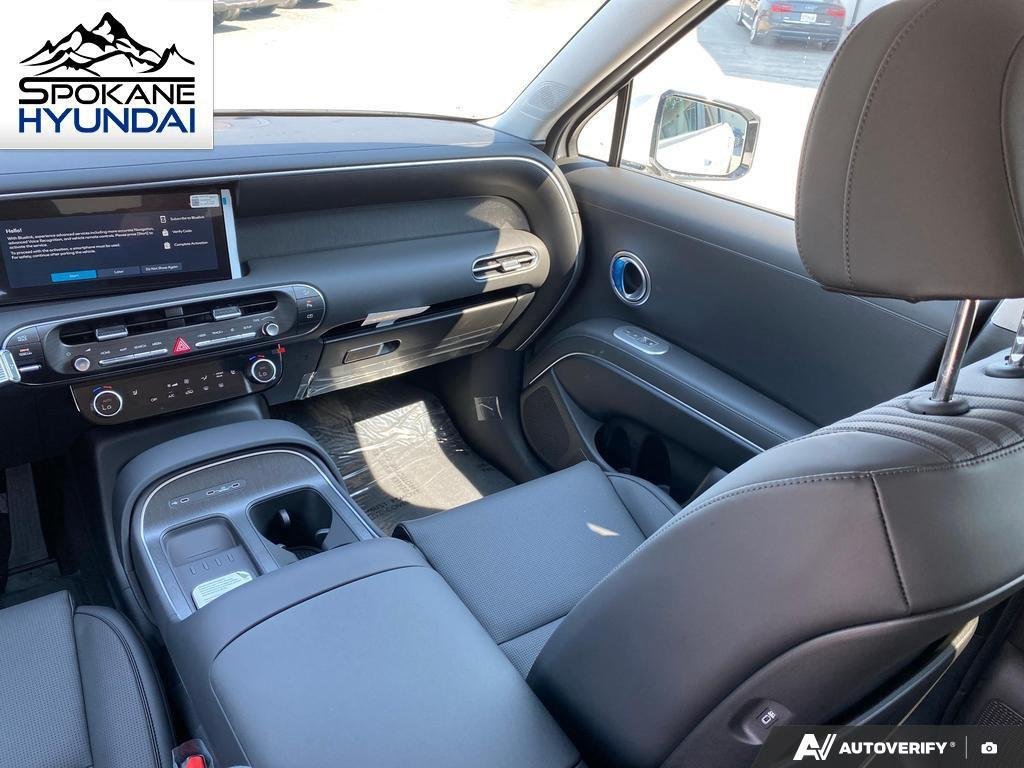 New 2027 Creamy White Pearl Hyundai SEL 7P image 28