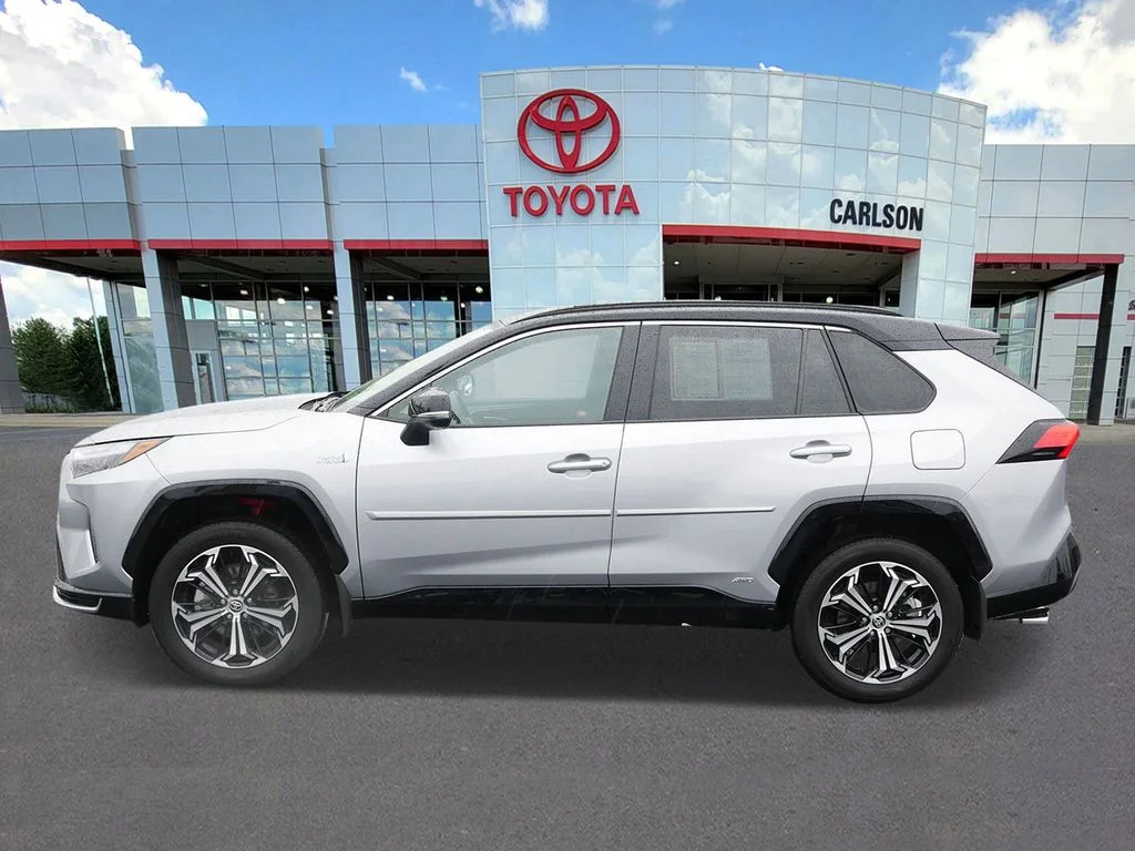 Used 2023 Toyota RAV4 XSE with VIN JTMEB3FV3PD157528 for sale in Minneapolis, Minnesota