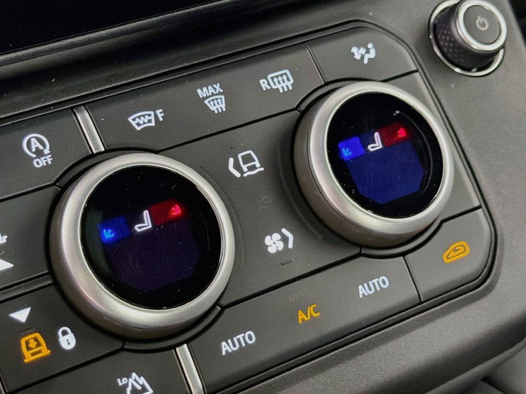 New 2026 Borasco Grey Land Rover X-Dynamic SE image 21
