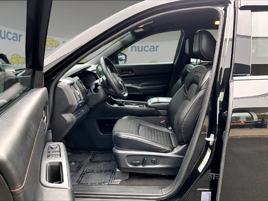 Used 2023 Black Nissan Rock Creek image 10