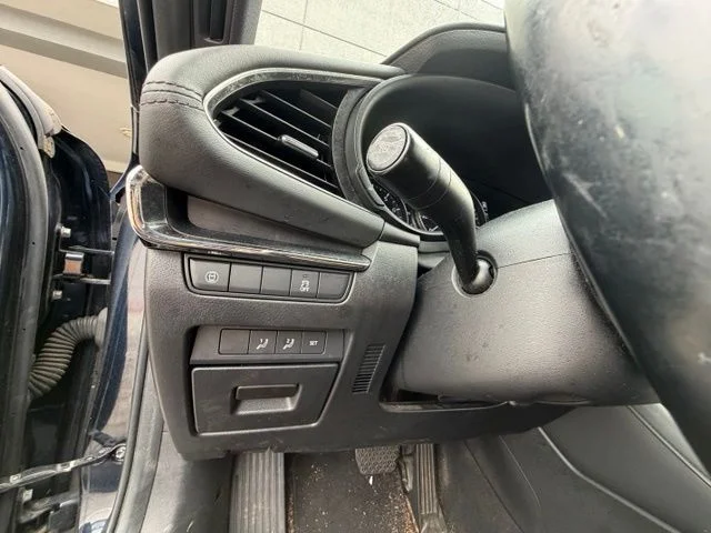 Used 2019 Blue Mazda Preferred image 12