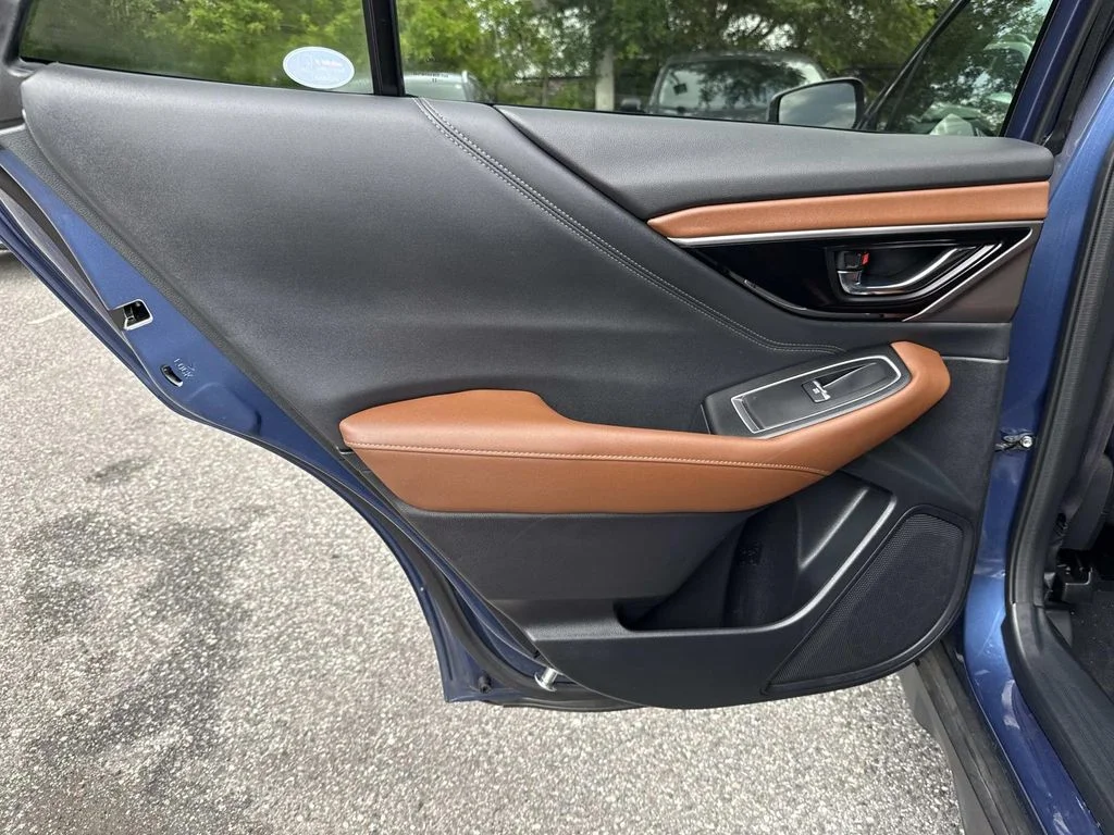 Used 2022 Blue Subaru Touring image 12