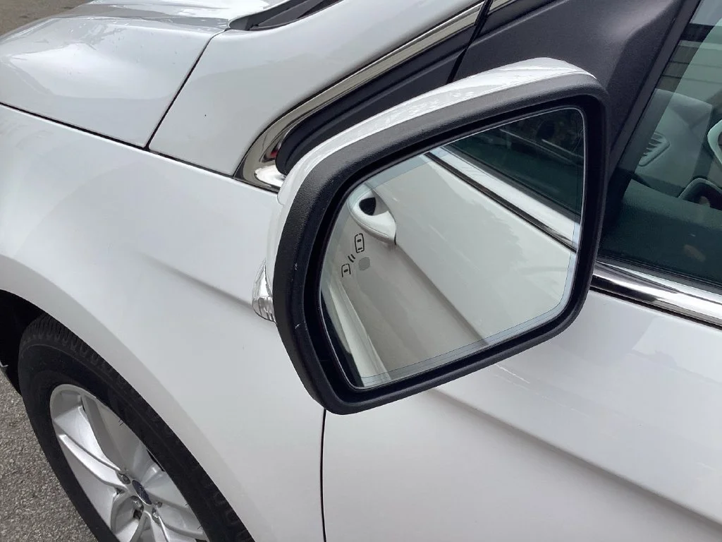 Used 2017 White Ford SEL image 31