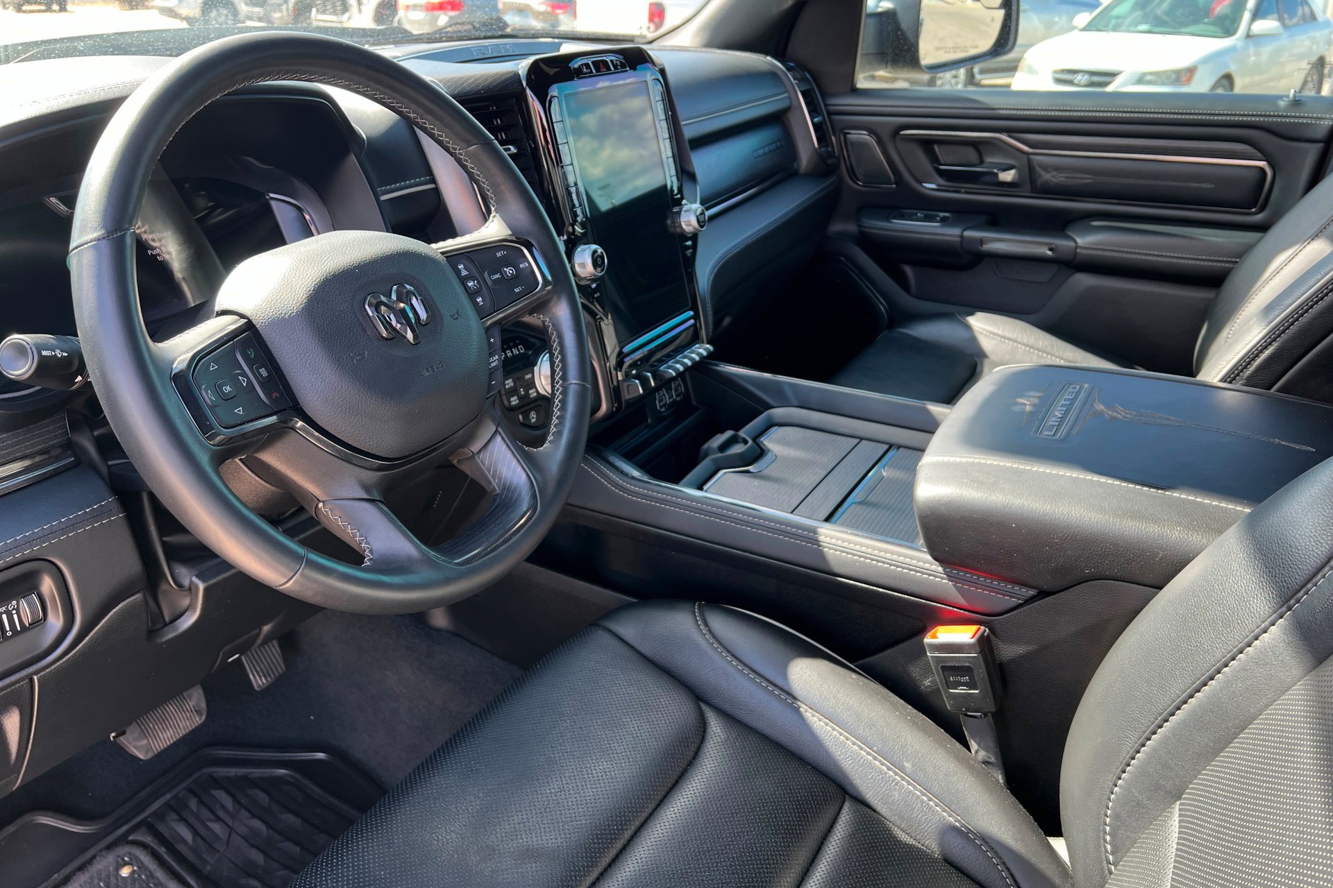 Used 2024 Diamond Black Crystal Pearlcoat Ram Limited image 16