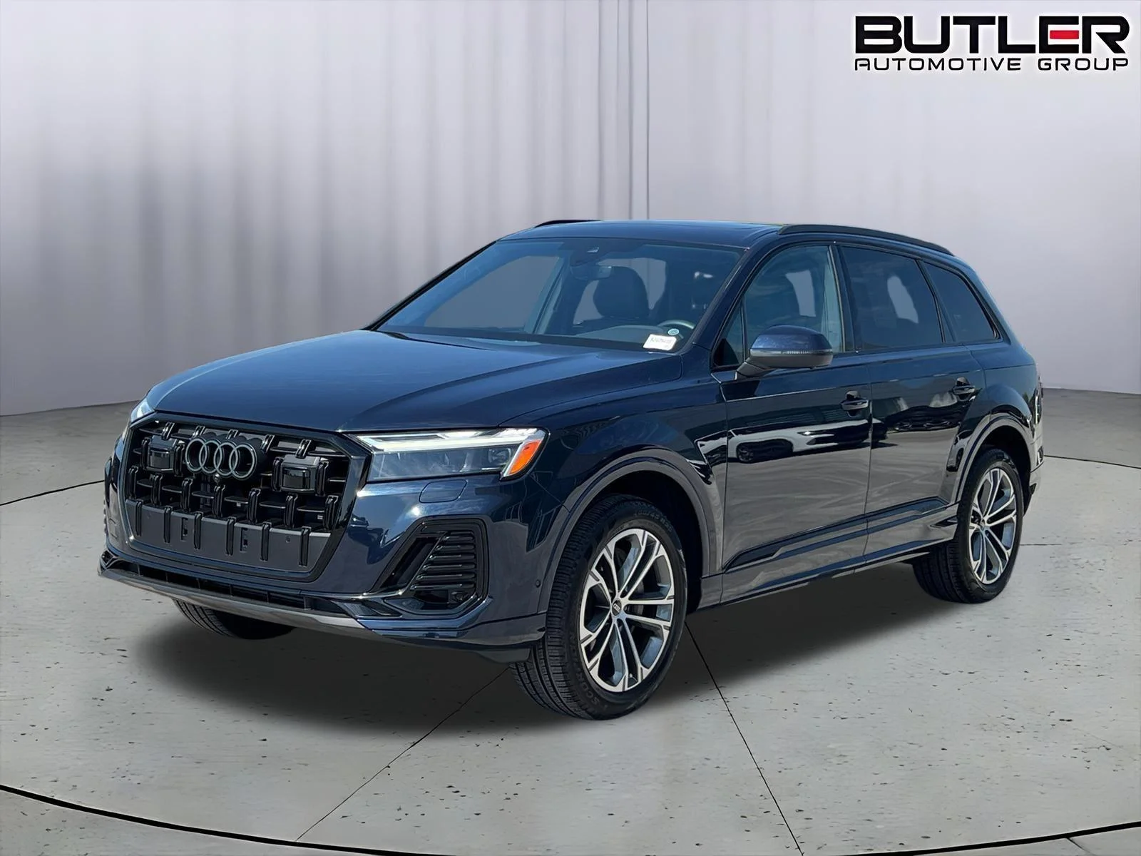 2025 Audi Q7 45 Premium Plus quattro Tiptronic's photo