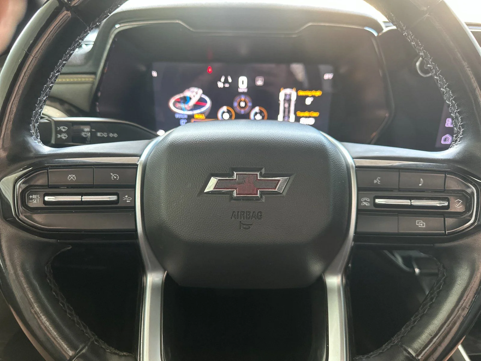 Used 2024 Gray Chevrolet ZR2 image 24