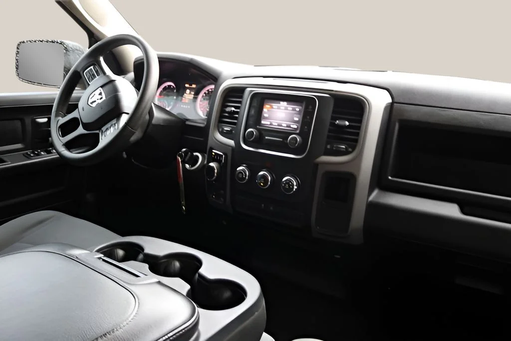 Used 2022 White Ram Express image 17