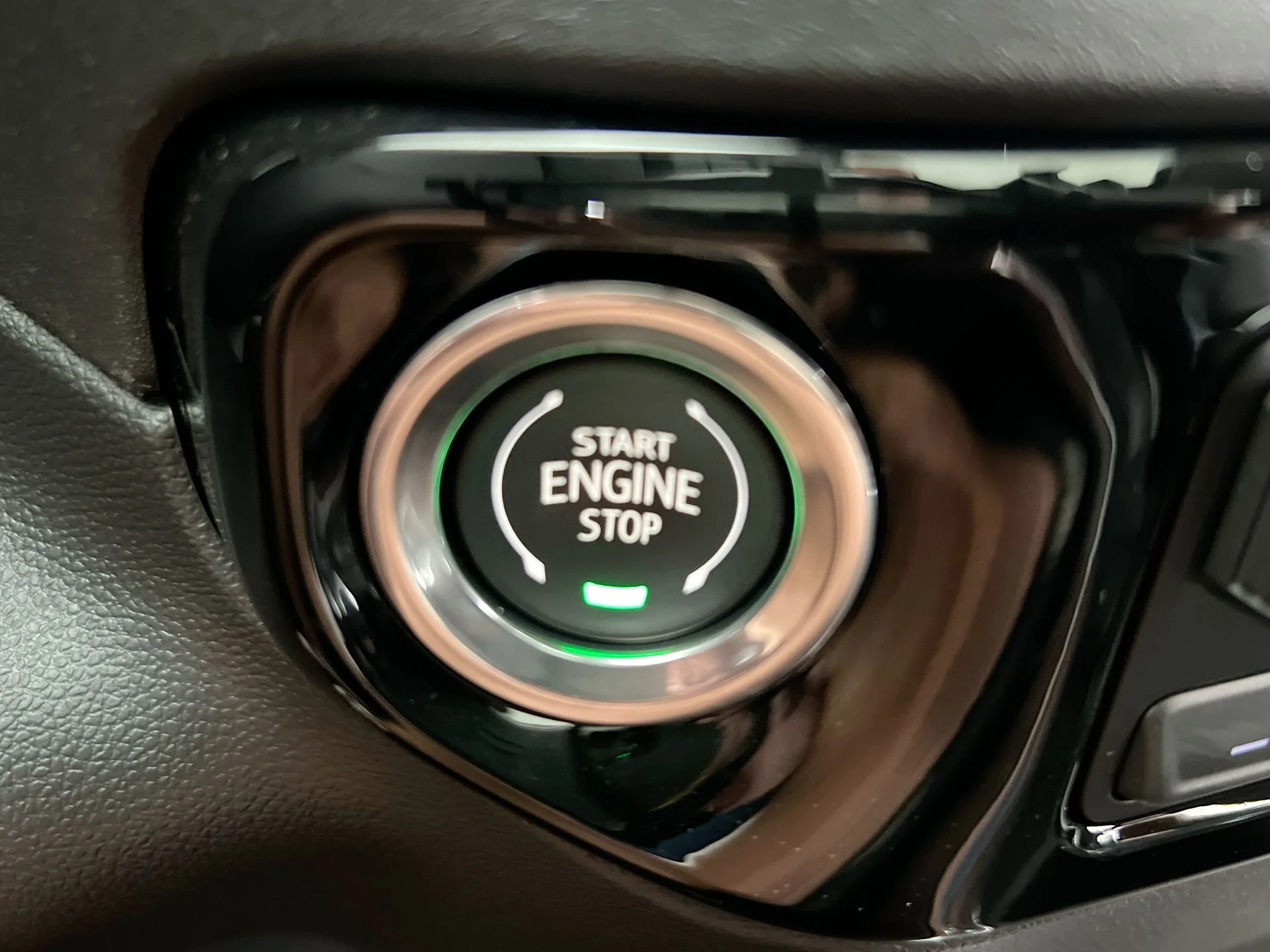 2026 GMC Sierra 1500 SLT - Photo 71