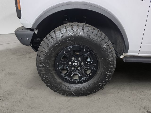 Used 2024 Oxford White Ford Wildtrak image 9
