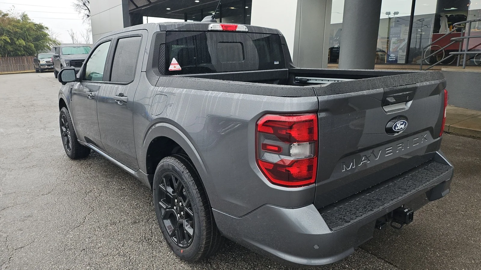 New 2026 Carbonized Gray Metallic Ford Lobo High AWD image 4