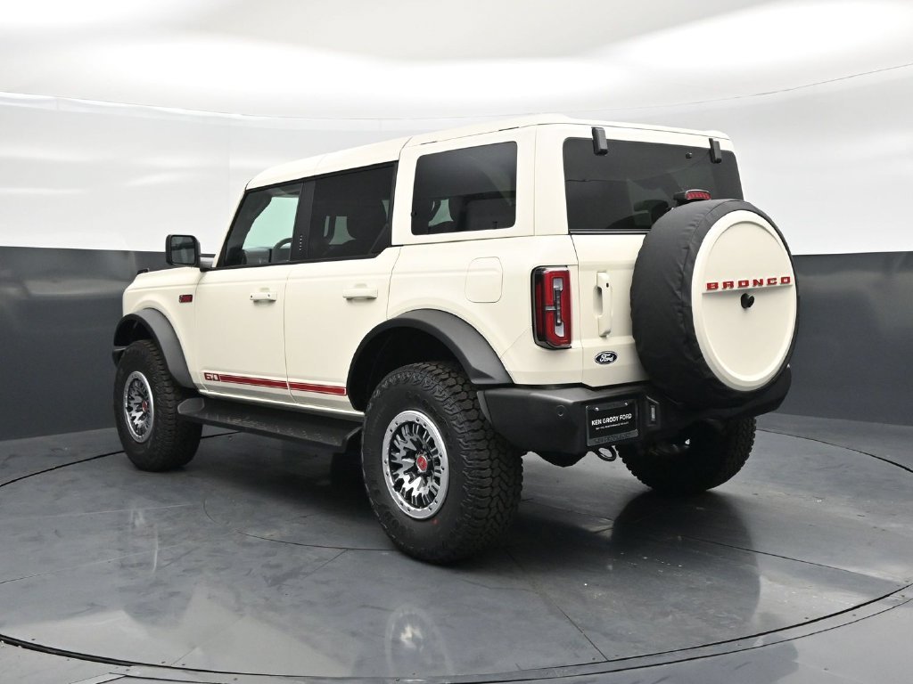 New 2026 White Ford Outer Banks image 6