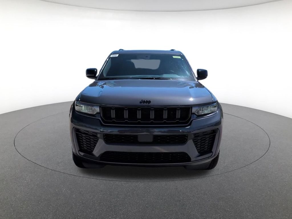 New 2026 Baltic Gray Metallic Clear-Coat Exterior Paint Jeep Altitude image 16