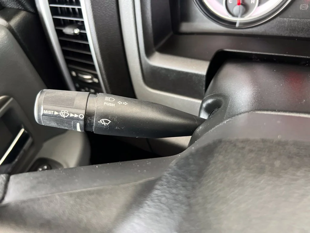 Used 2019 White Ram Warlock image 34