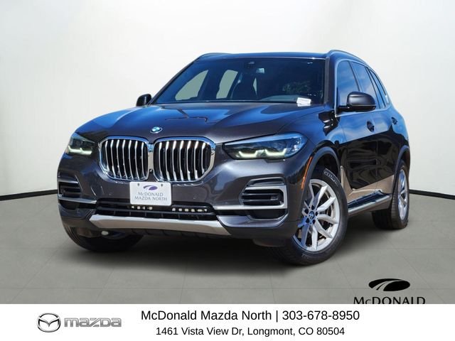 Used 2023 Gray BMW xDrive40i image 1