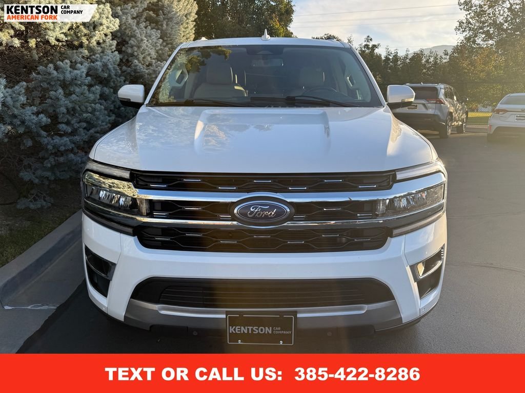 2024 Ford Expedition Limited photo 2