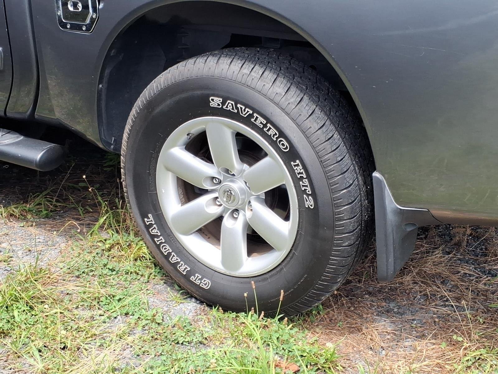 Used 2014 Gun Metallic Nissan SV image 13