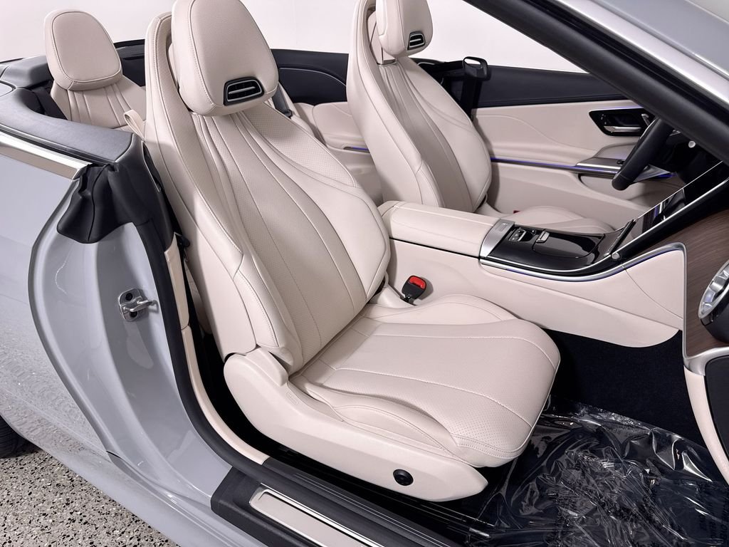 Used 2026  Mercedes-Benz CLE 300 4MATIC® image 25