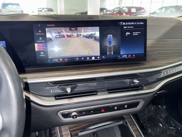 Used 2024 Skyscraper Grey Metallic BMW xDrive40i image 17