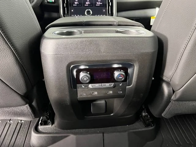 2026 GMC Yukon XL Denali - Photo 35
