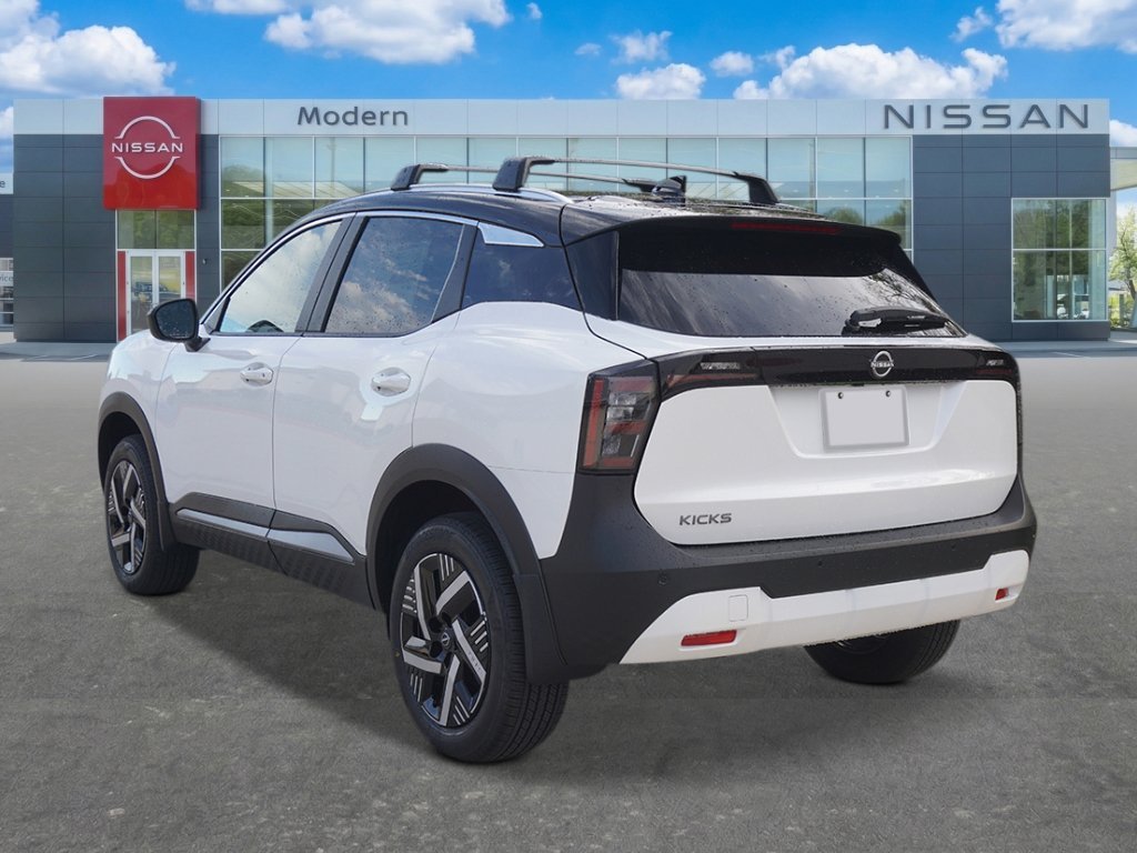 New 2026 Aspen White TriCoat / Super Black Two-tone Nissan SV image 3